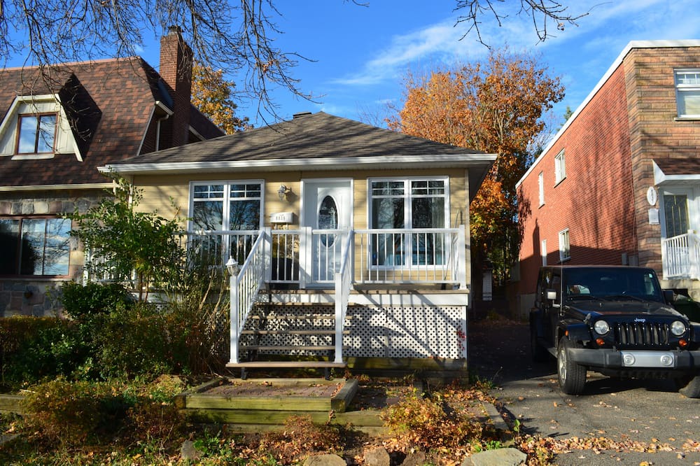 Photo of Outdoor in LaSalle