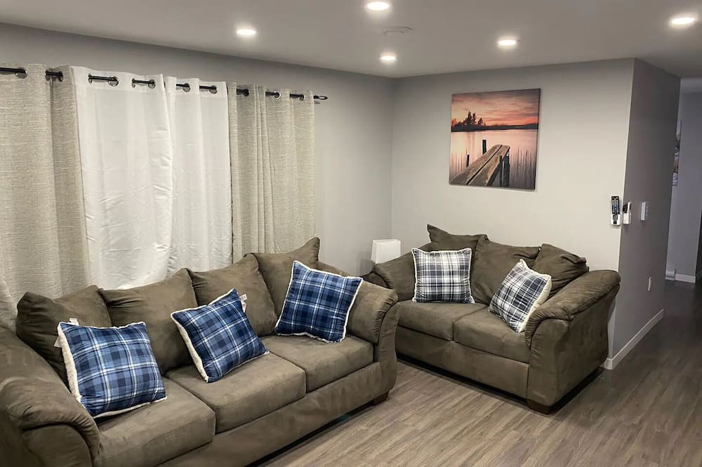 Photo of Livingroom in Lower Sackville