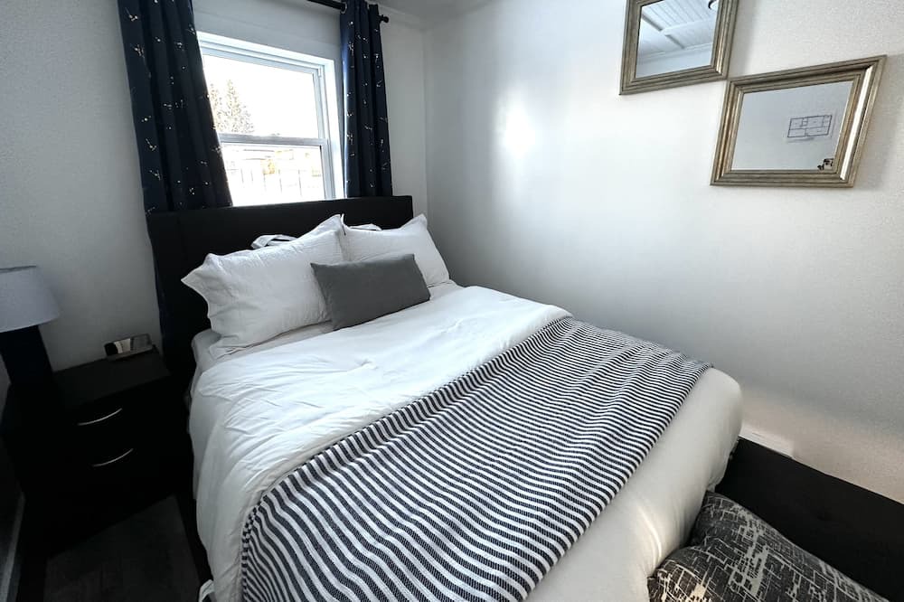 Photo of Bedroom in Dawson Creek