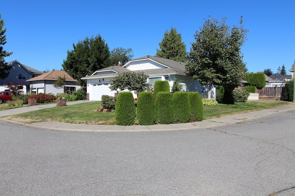 Photo of Outdoor in Surrey Newton