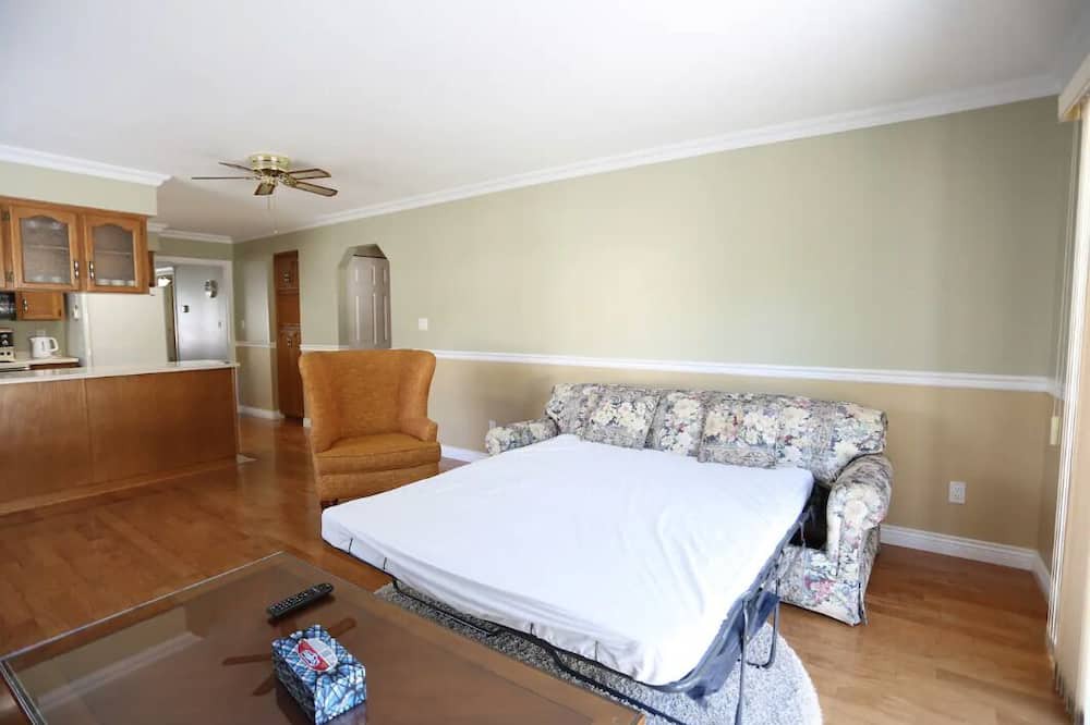 Photo of Bedroom in Surrey Newton