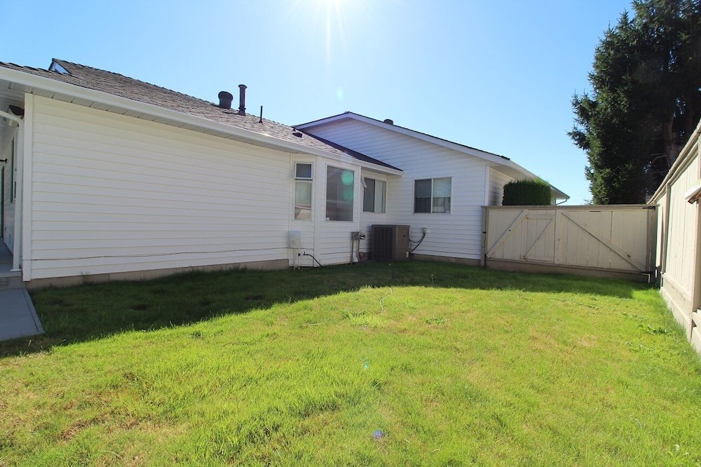 Photo of Outdoor in Surrey Newton
