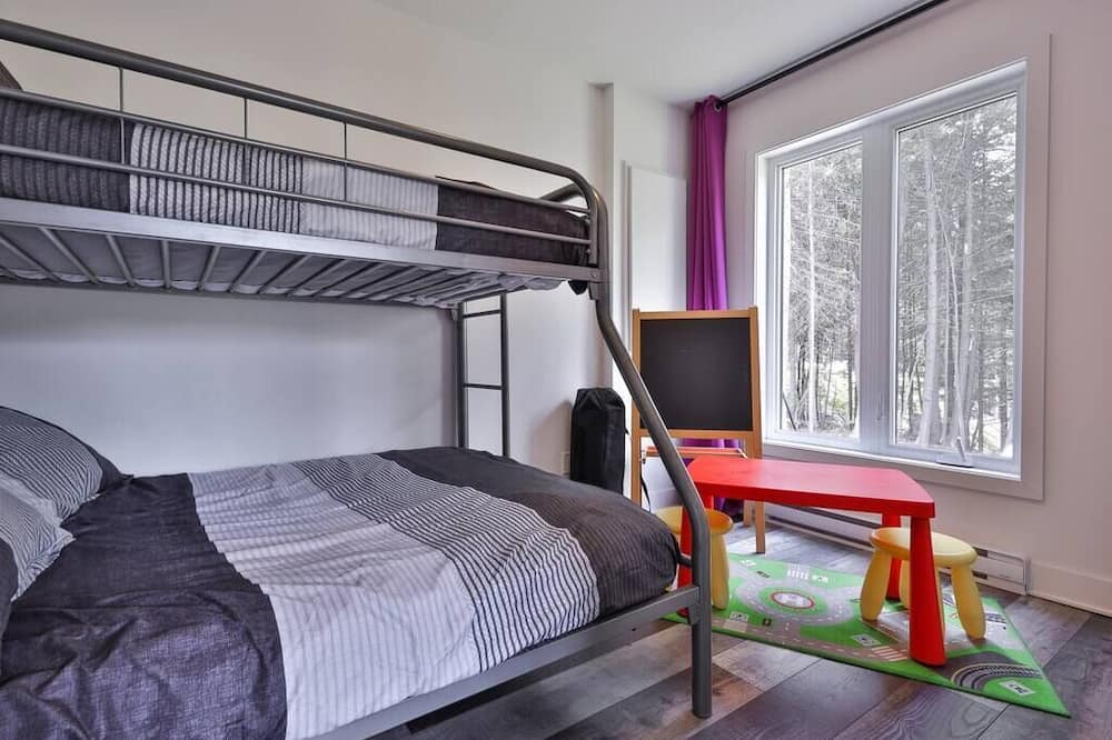 Photo of Bedroom in Chertsey
