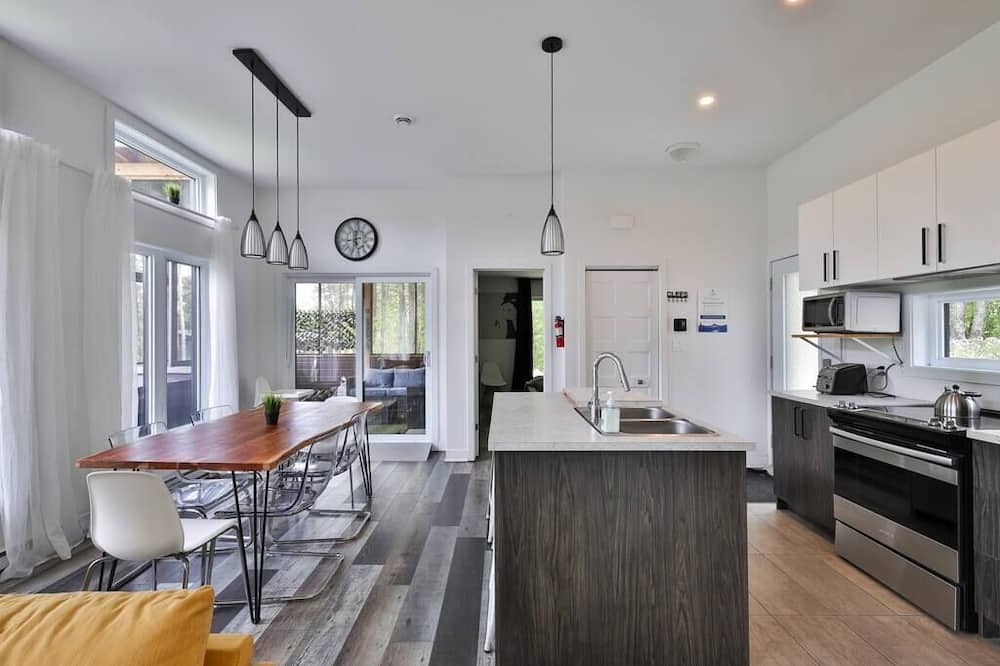Photo of Kitchen in Chertsey