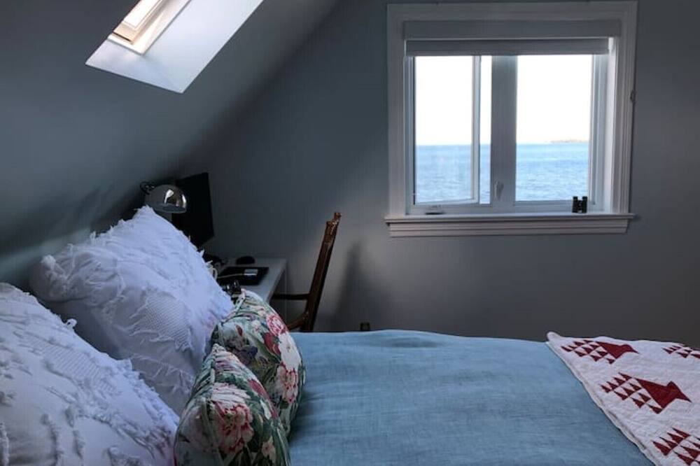 Photo of Bedroom in LaHave
