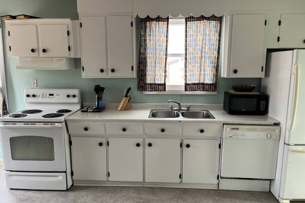Photo of Kitchen in West Bay