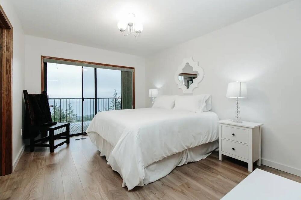 Photo of Bedroom in Sooke