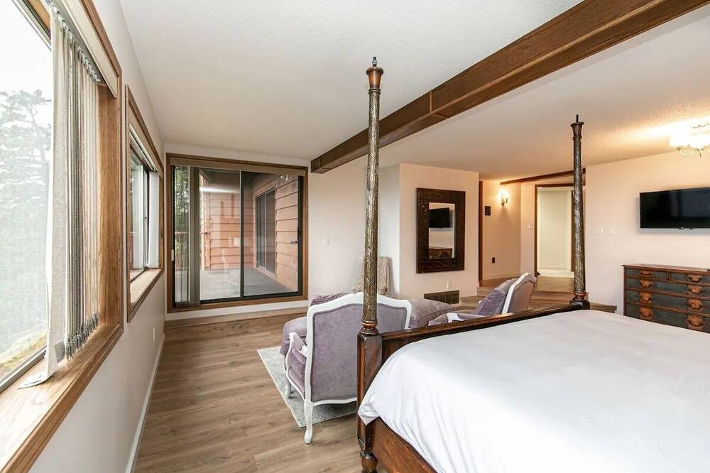 Photo of Bedroom in Sooke