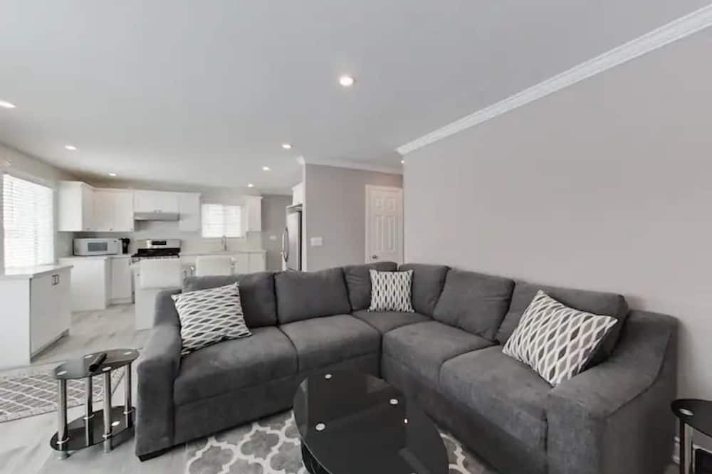Photo of Livingroom in Dundalk