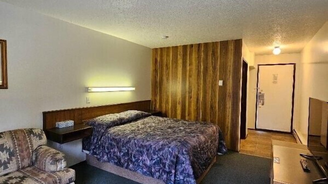 Photo of Bedroom in Edson