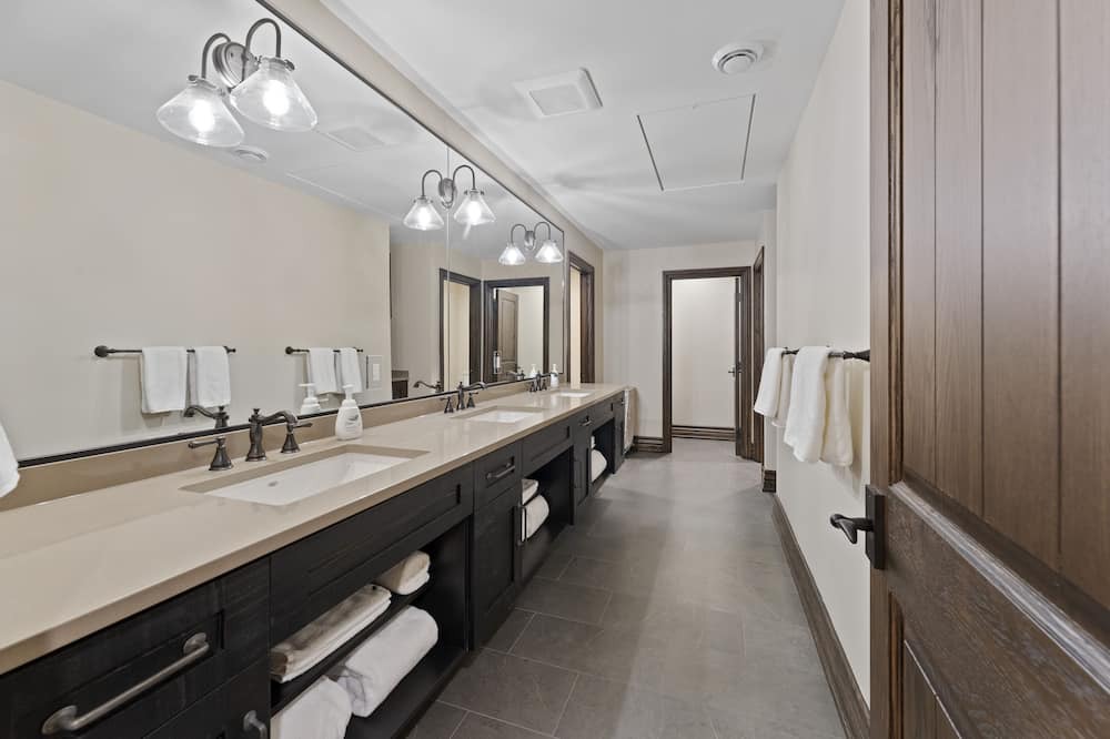 Photo of Bathroom in Town of Essex