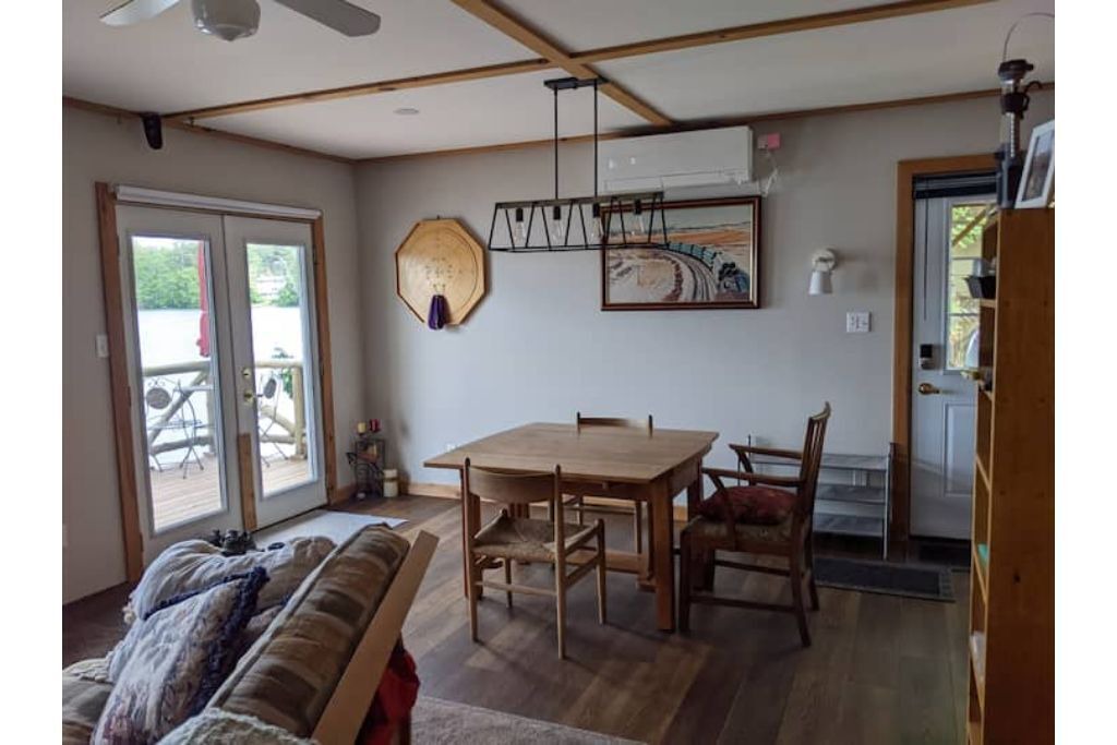 Photo of Livingroom in Centre Hastings