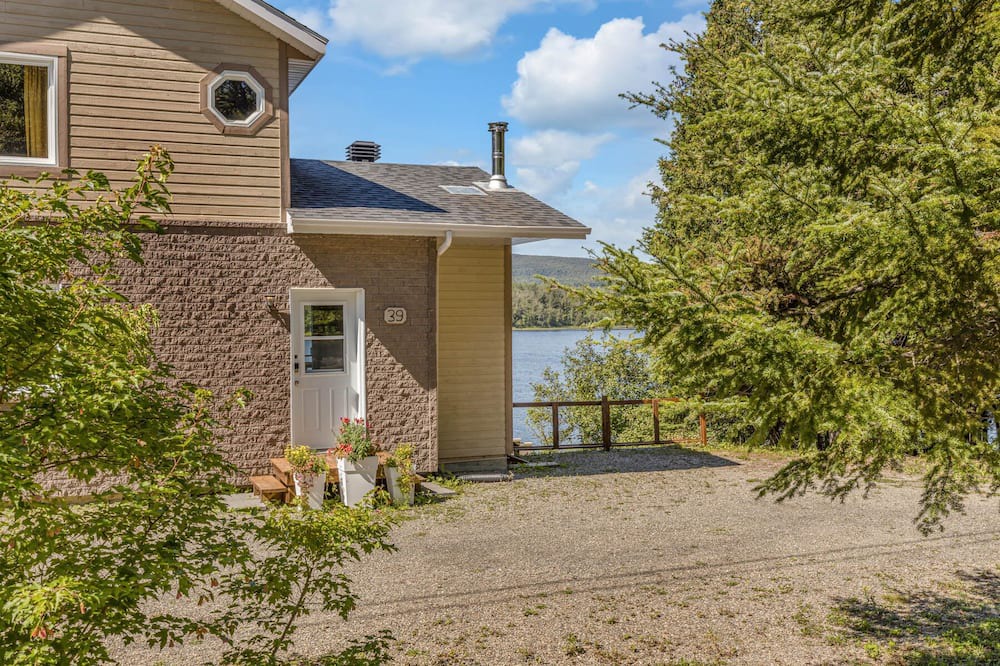 Photo of Outdoor in Squatec