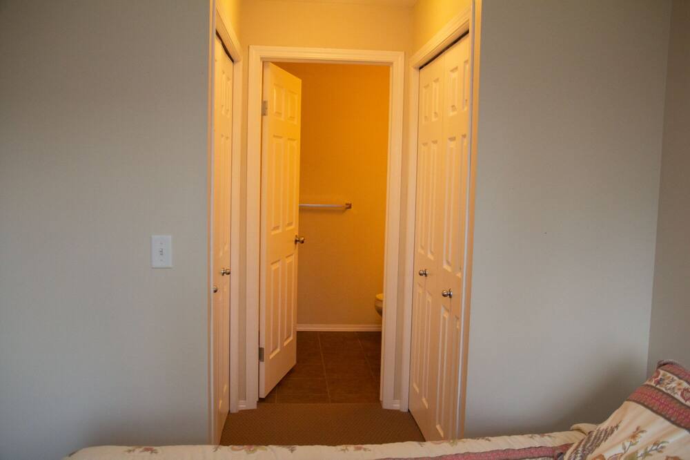 Photo of Bedroom in Quail Ridge