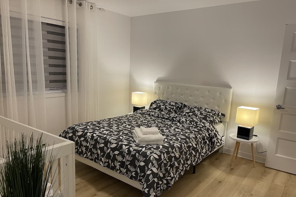 Photo of Bedroom in Laval