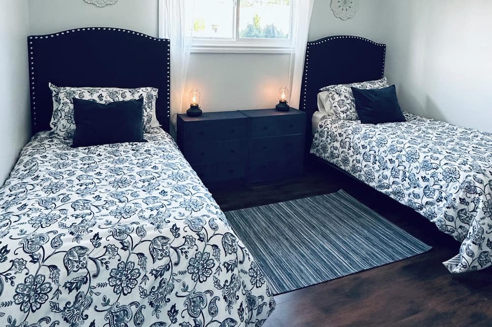 Photo of Bedroom in North Cowichan