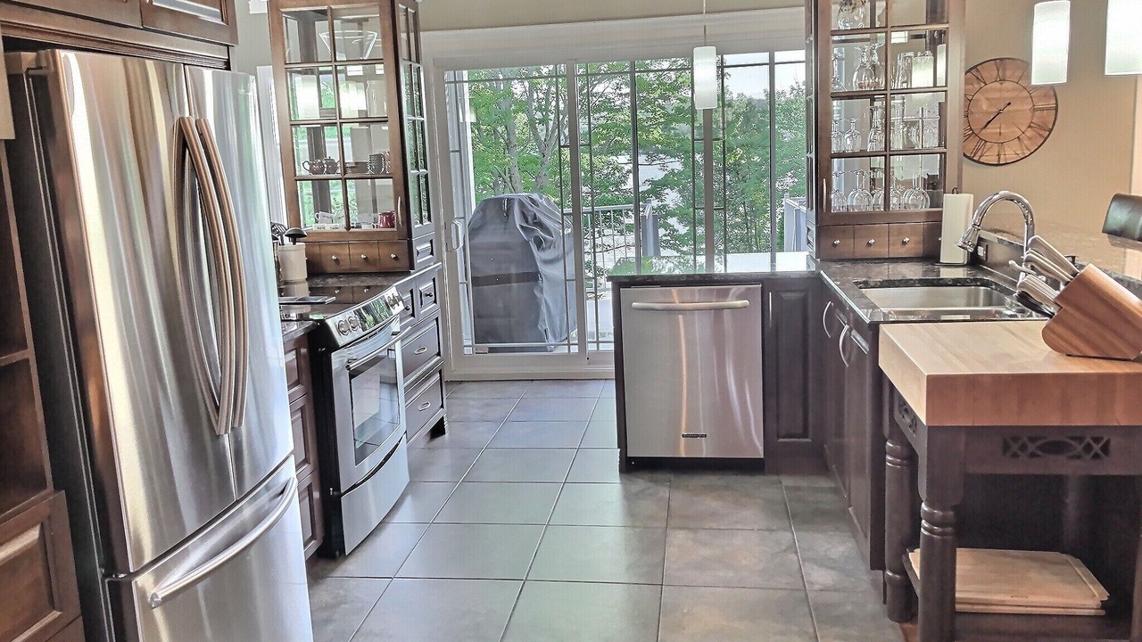 Photo of Kitchen in Lac-Etchemin