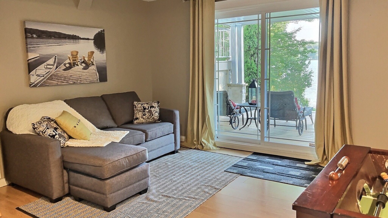 Photo of Livingroom in Lac-Etchemin