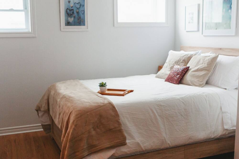 Photo of Bedroom in Belleville