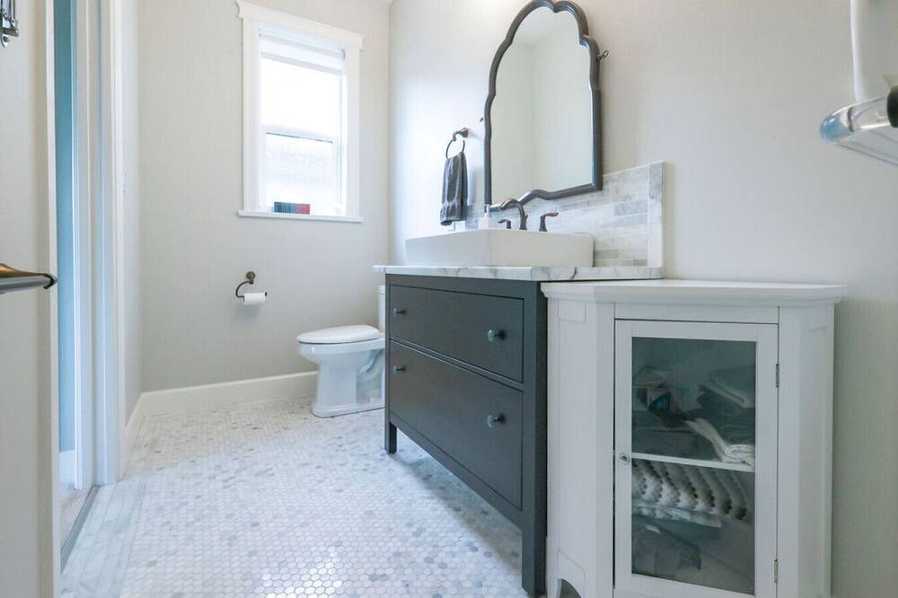 Photo of Bathroom in Cowichan Bay