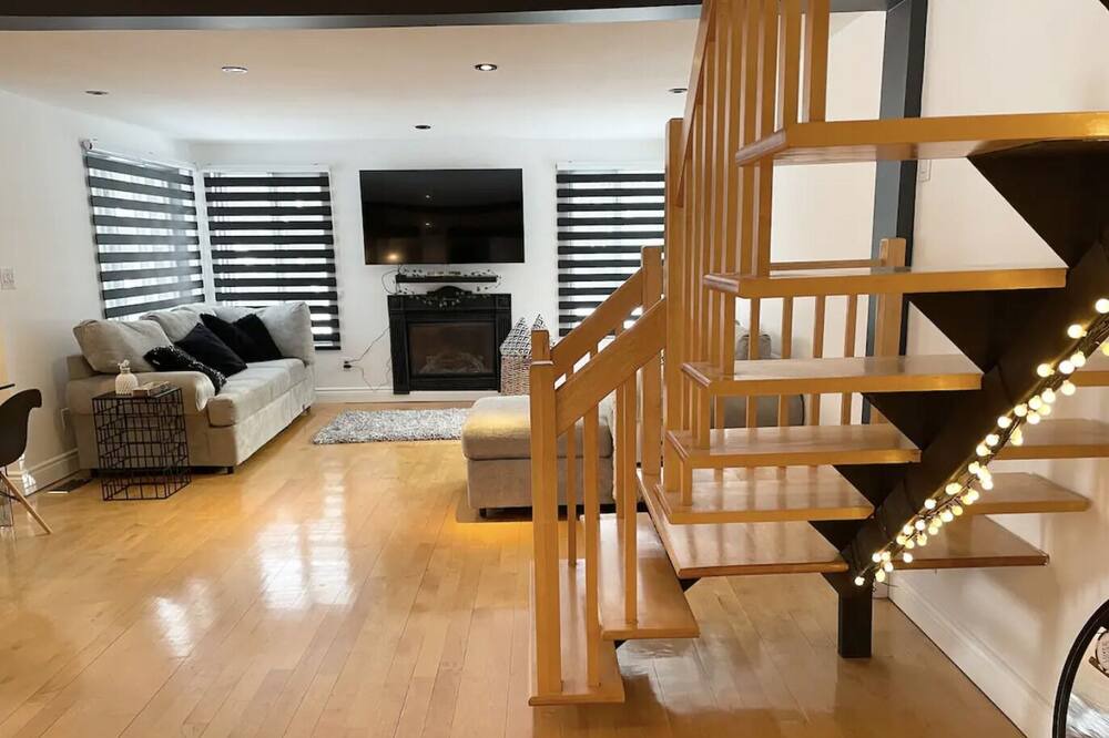 Photo of Livingroom in L'Ile-Bizard