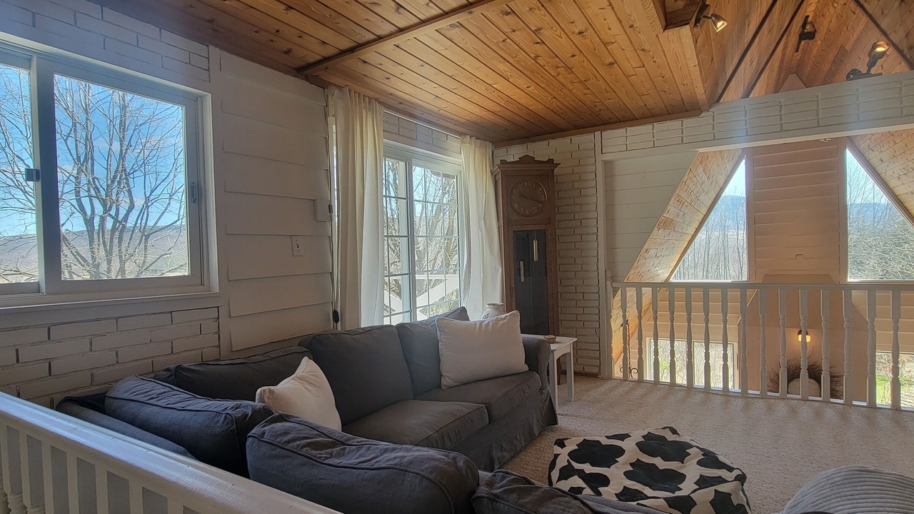 Photo of Livingroom in Kimberley