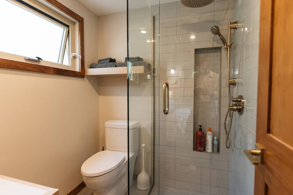 Photo of Bathroom in Markerville