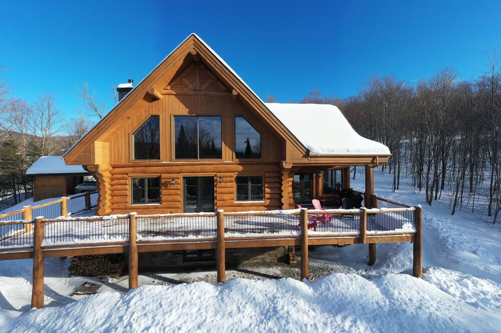 Photo of Outdoor in Val-des-Lacs
