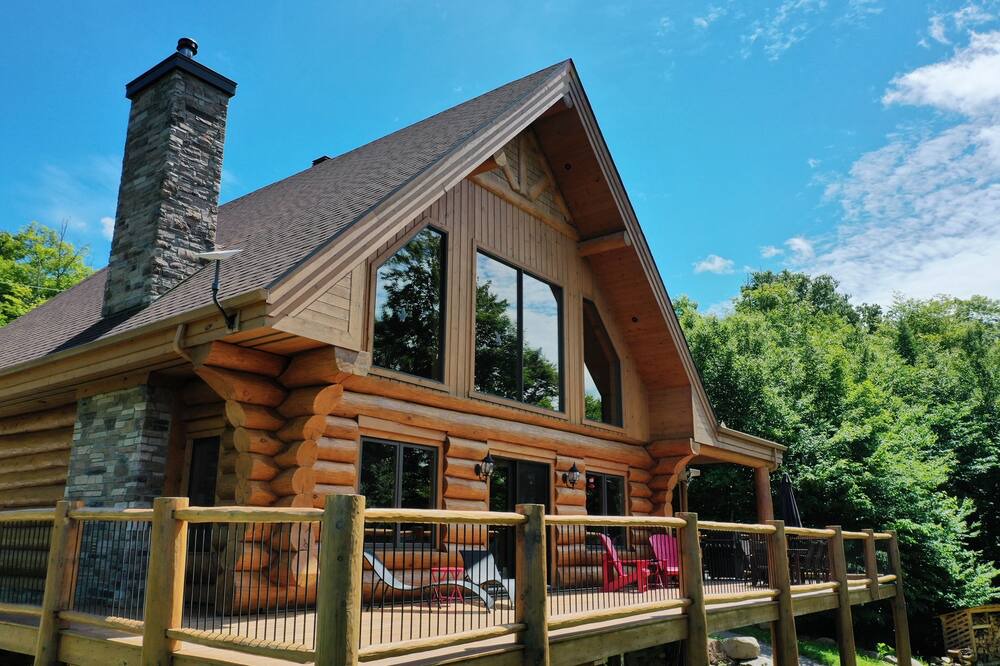 Photo of Outdoor in Val-des-Lacs