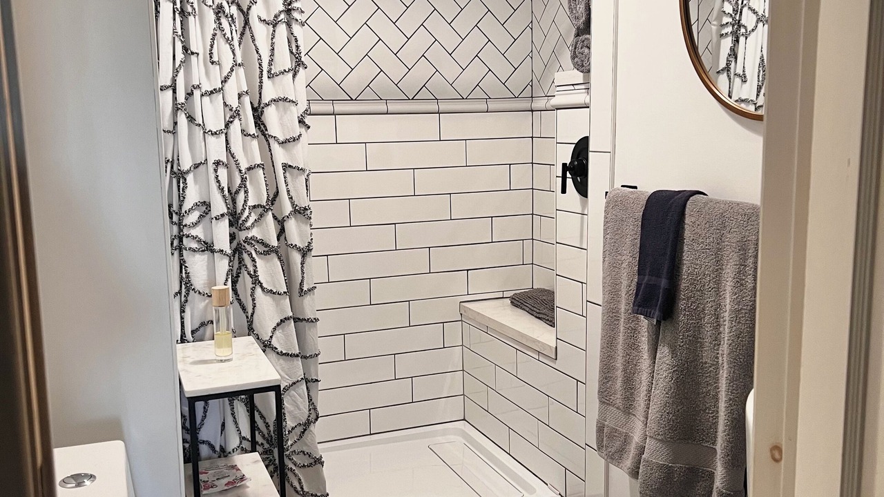 Photo of Bathroom in Coboconk