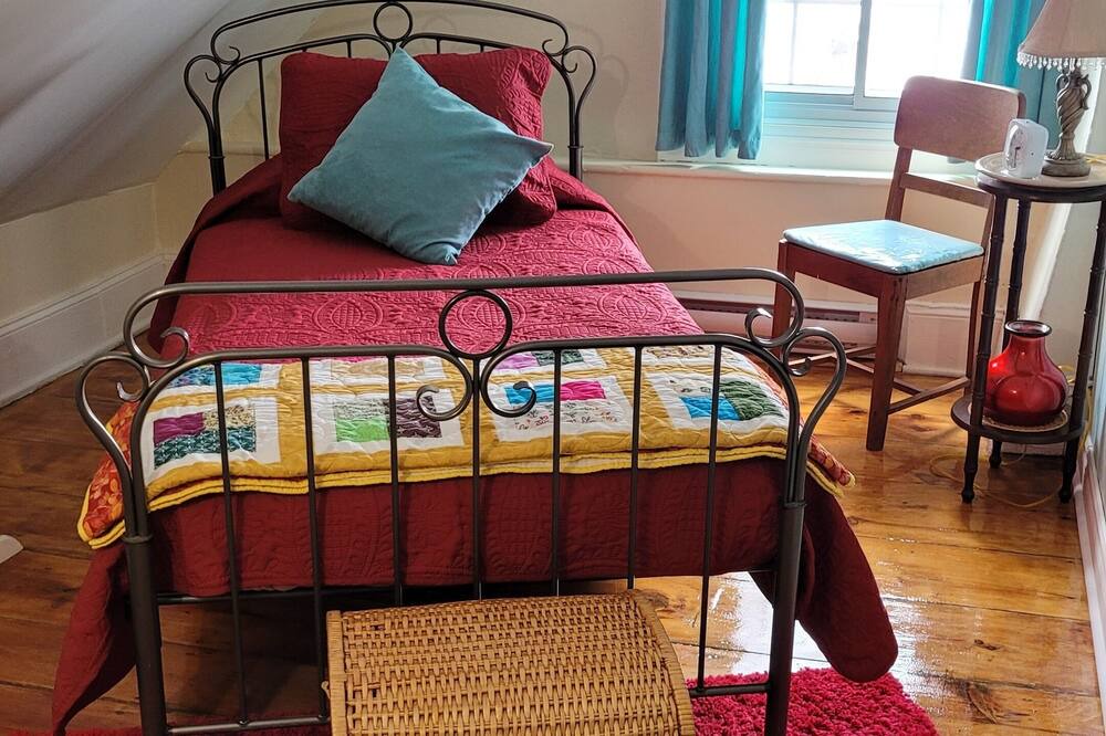 Photo of Bedroom in Lanoraie