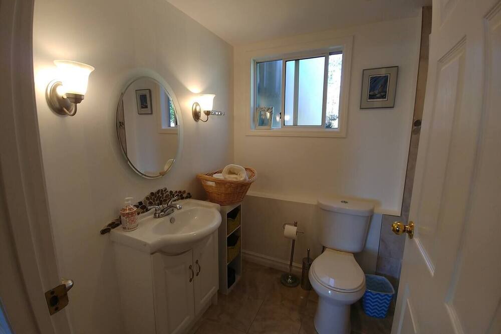 Photo of Bathroom in Union Bay