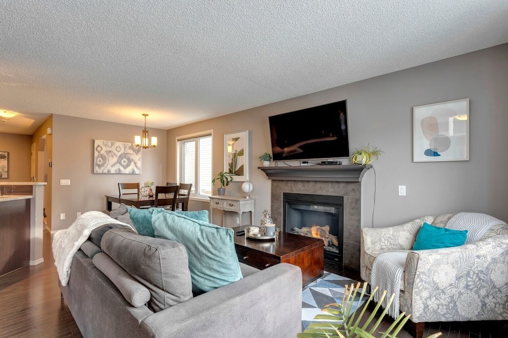 Photo of Livingroom in St. Albert
