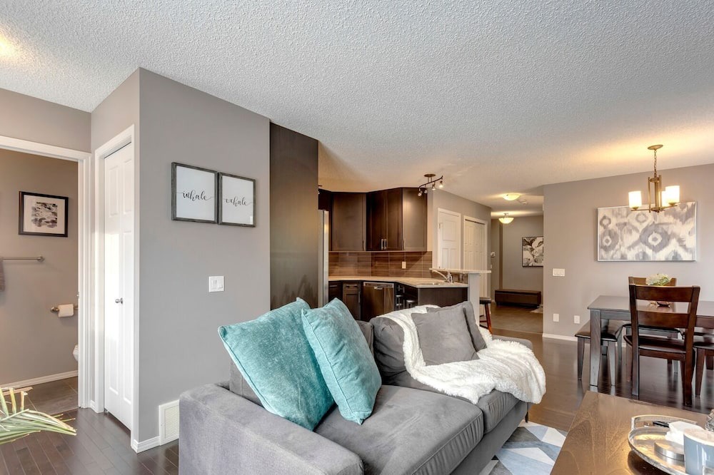 Photo of Livingroom in St. Albert