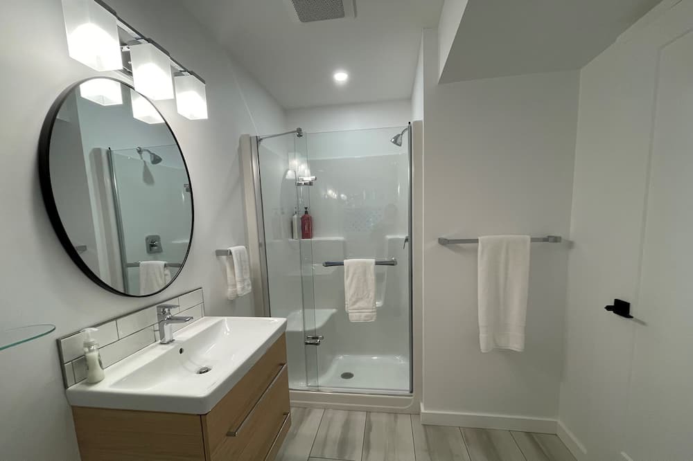 Photo of Bathroom in Salmon Arm