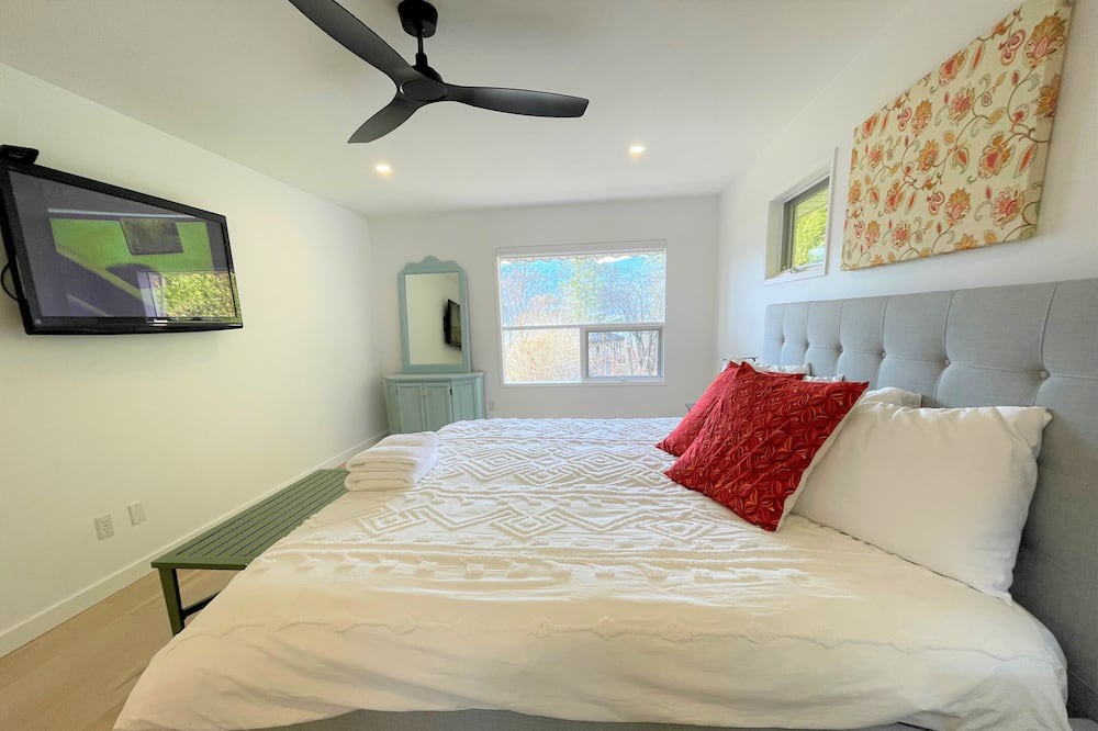 Photo of Bedroom in Salmon Arm