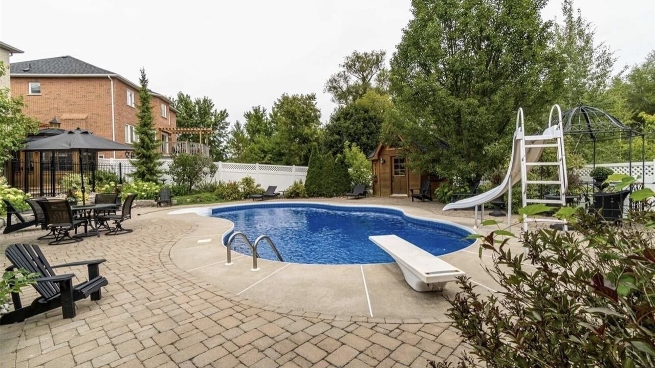Photo of Outdoor in Bowmanville