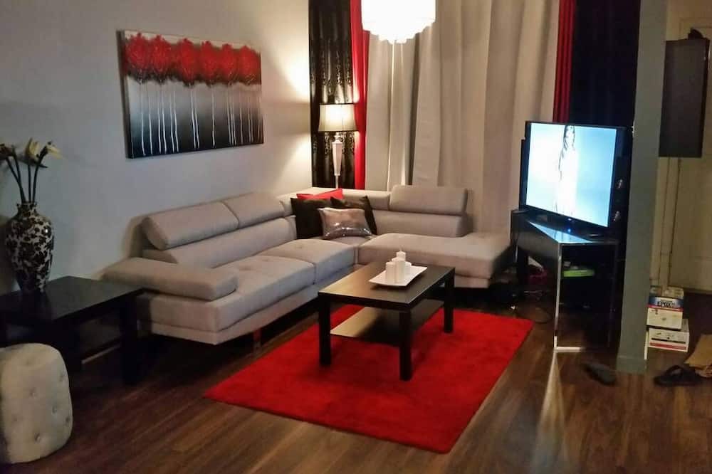 Photo of Livingroom in Hochelaga