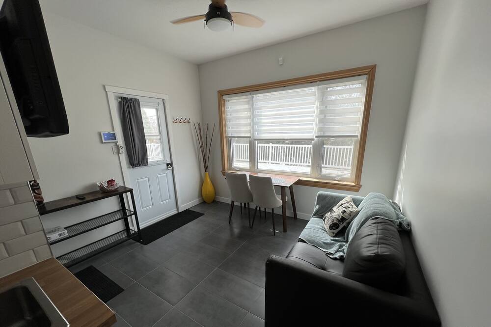 Photo of Livingroom in Sherbrooke
