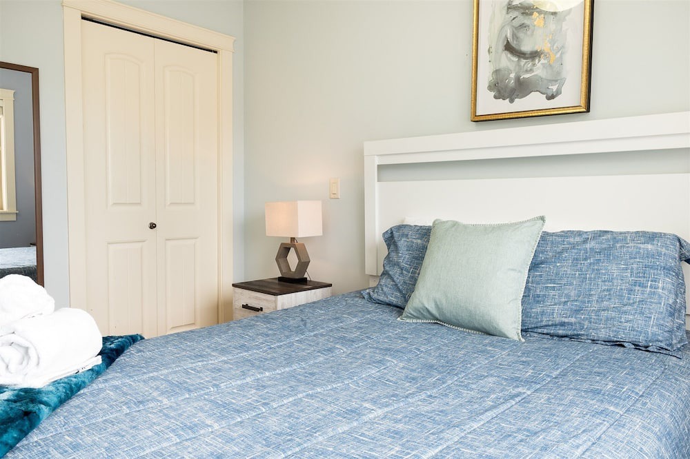 Photo of Bedroom in North End