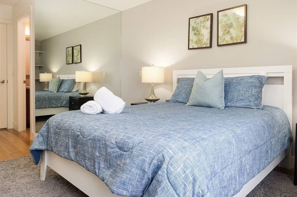 Photo of Bedroom in North End