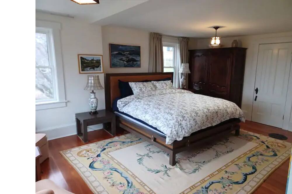 Photo of Others in LaHave