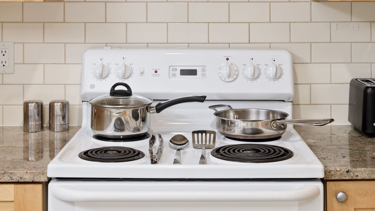 Photo of Kitchen in District of North Vancouver