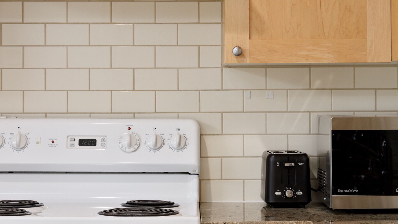 Photo of Kitchen in District of North Vancouver