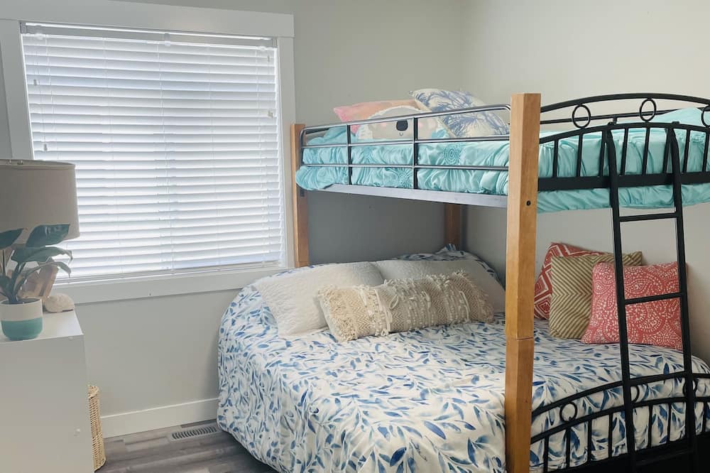 Photo of Bedroom in South Central