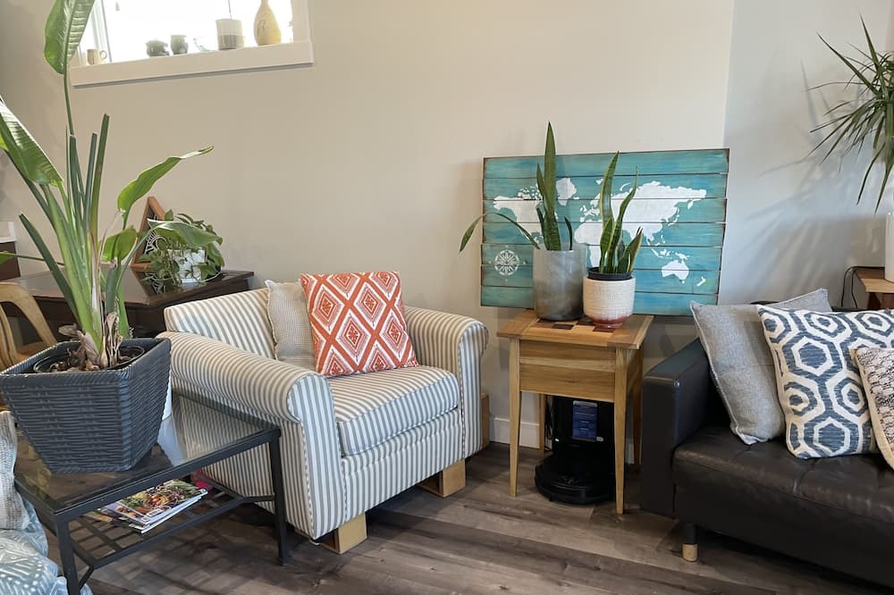 Photo of Livingroom in South Central