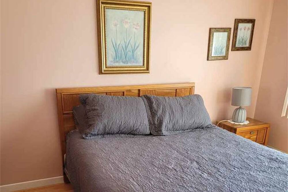 Photo of Bedroom in Iles de la Madeleine