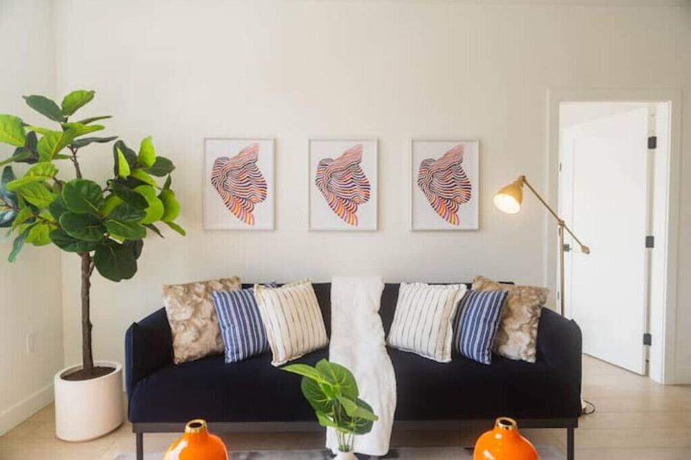 Photo of Livingroom in Langley