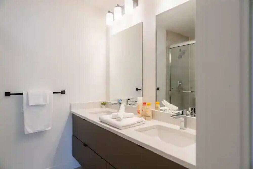 Photo of Bathroom in Langley