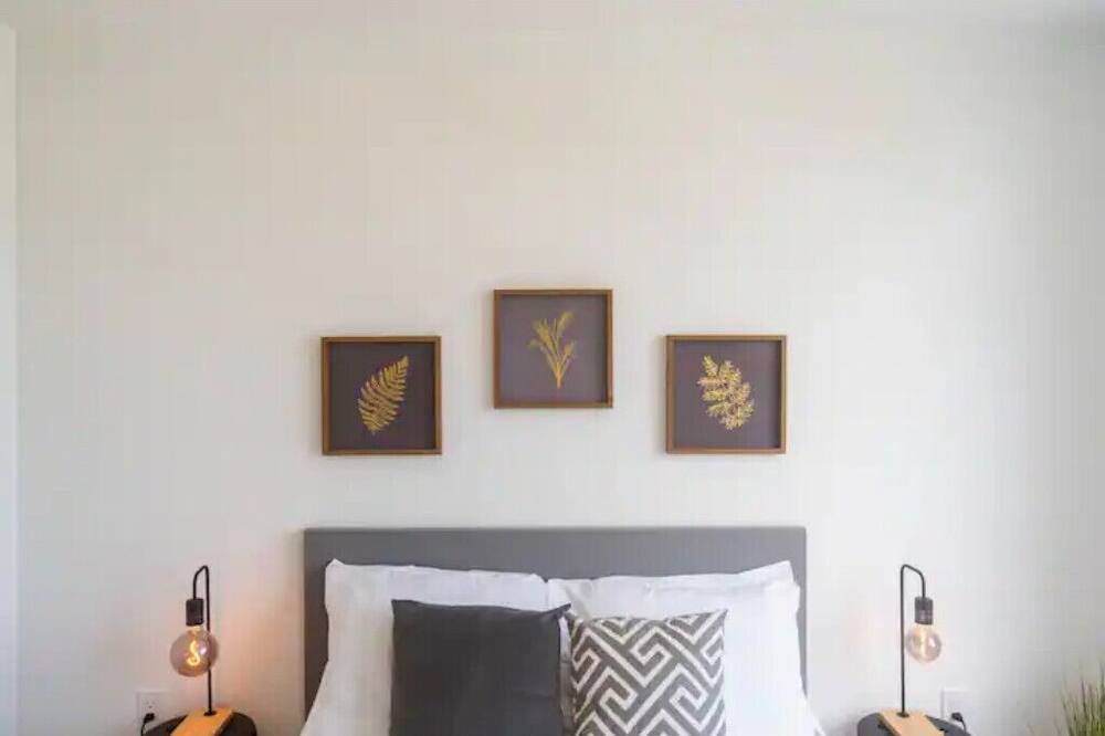 Photo of Bedroom in Langley